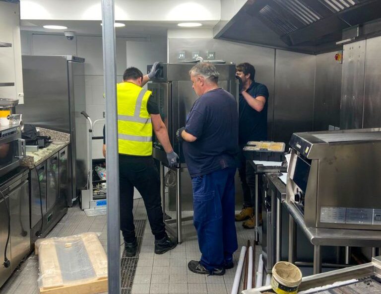 Commercial-Kitchen-Installation-768x1024